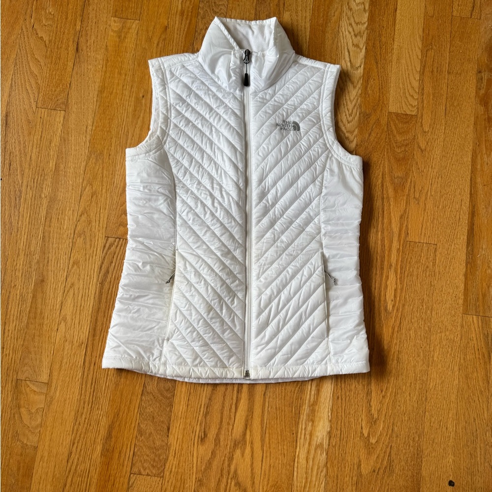 The North Face Women's White Quilted Vest
